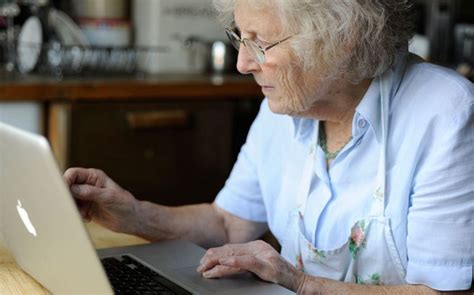 Using Technology To Stimulate Brain Activity In Ageing Seniors