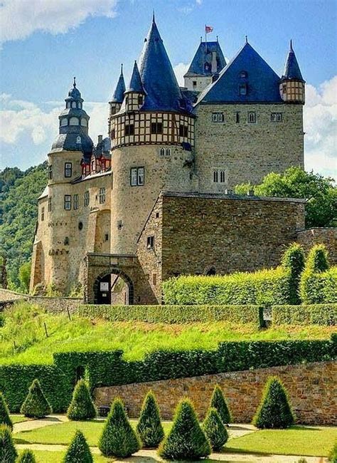 Bürresheim Castle - Rheinland-Pfalz, Germany - 12th century medieval ...