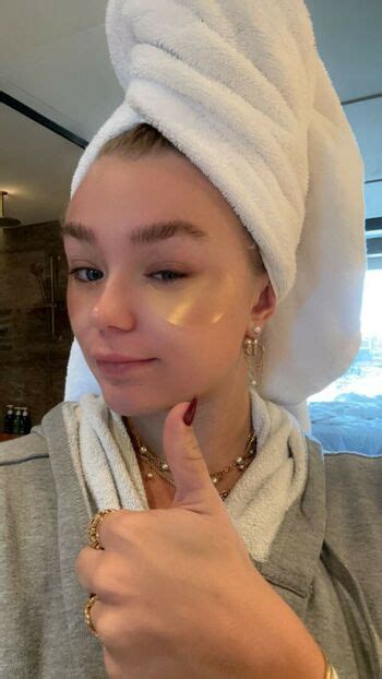 Maneskin Bassist Victoria De Angelis Vicdeangelis Nude OnlyFans Photo The Fappening Plus