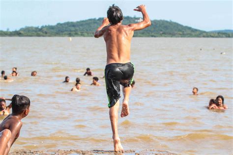 Praias em Belém Novo e Lami estão todos os pontos próprios para