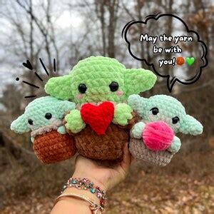 LOW SEW Grogu Crochet Pattern - Etsy