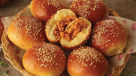 Chicken Buns 😍 Recipe By Chef Hafsa Youtube