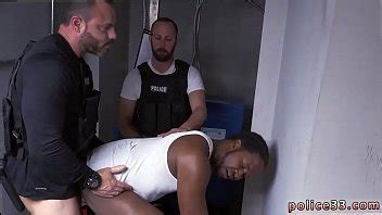 Polic As Con Bultos Gay Ladr N De Bolsos Se Convierte En Carne De Grupa Xvideos