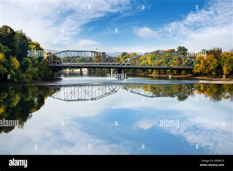 Binghamton Ny Exchange St Bridge Over Susquehanna River Upstate