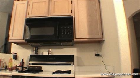 Amateur Vegas Porn Ariel Anderssen Waitress Tormented