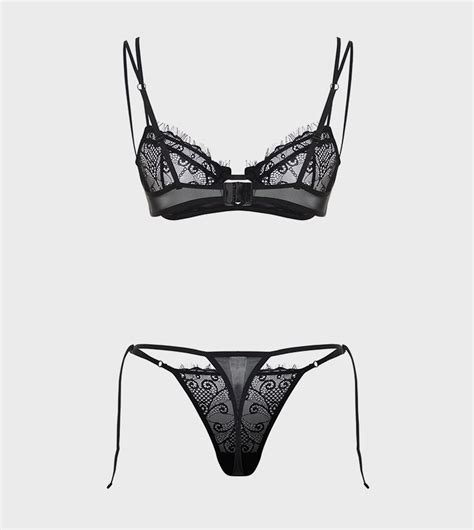 Buy Trendyol Lace Piping Detailed Capless Lingerie Set In Black 6thStreet UAE