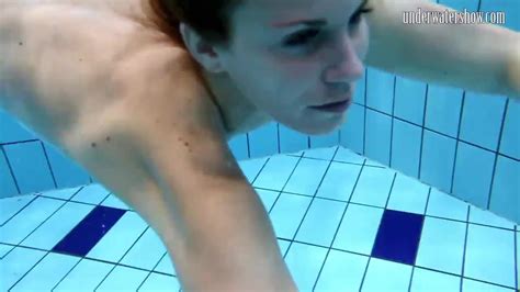 Sexy Blonde Monica Gets Horny In The Pool Vid Os Porno Gratuites Youporn