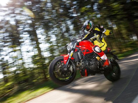 Naked Bikes Im Vergleichstest Motorradonline De