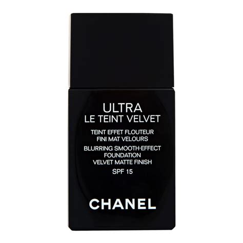 Chanel Ultra Le Teint Velvet Blurring Smooth Effect Foundation SPF 15 30ml