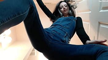 Giantess Peeing In Jean Overalls XVIDEOS