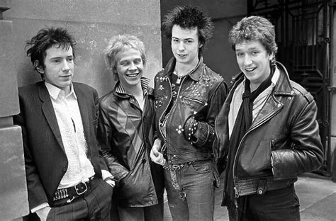 Prvi Nastup Sastava Sex Pistols Radio KFOR Srpski