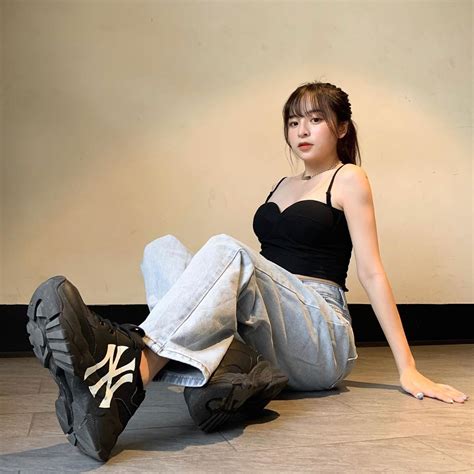 Sinh N M Hot Girl Tu I S H U S O C C Ng Ng M Ng R Nhau Xin Info T I