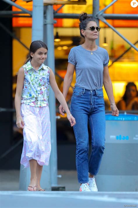 Suri La Fille De Tom Cruise Et Katie Holmes Enfants De Stars Hot Sex