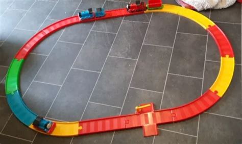 thomas  tank engine train set  ps picclick uk