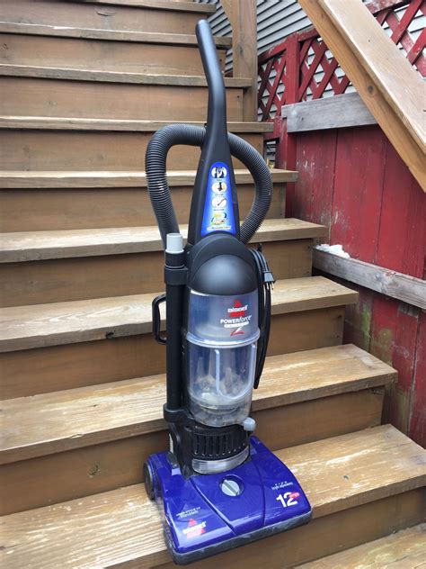 Bissell PowerForce Bagless Vacuum - Powerful 12 Amp Motor for Sale in ...