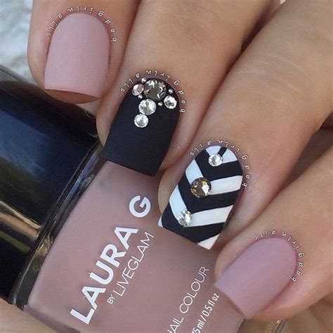 24 Matte Nail Designs Youll Want To Copy This Season