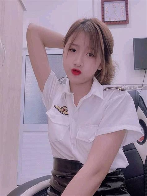 Xinh như hot girl học sinh 16 tuổi của thầy giáo Lộc Fuho gây sốt cộng đồng mạng Titanic