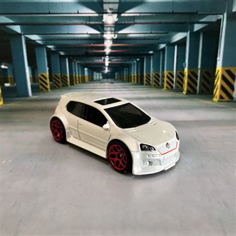 Jual Hot Wheels Volkswagen Vw Golf Gti Gift Pack Exclusive Shopee Indonesia