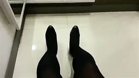 Black Patent Pumps With Pantyhose Teaser Gay Porn D XHamster
