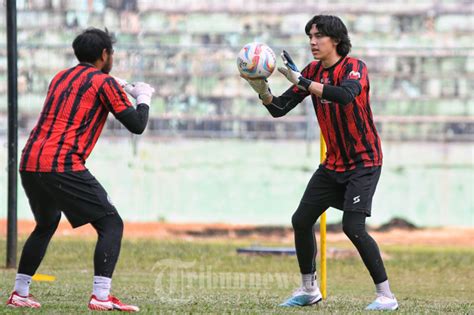 Arema Fc Latihan Jelang Lawan Persis Solo Foto Tribunnews