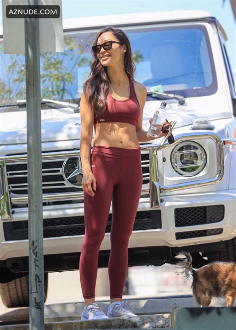Cara Santana Sexy Shows Off Her Red Hot Abs After Gym Session In LA AZNude