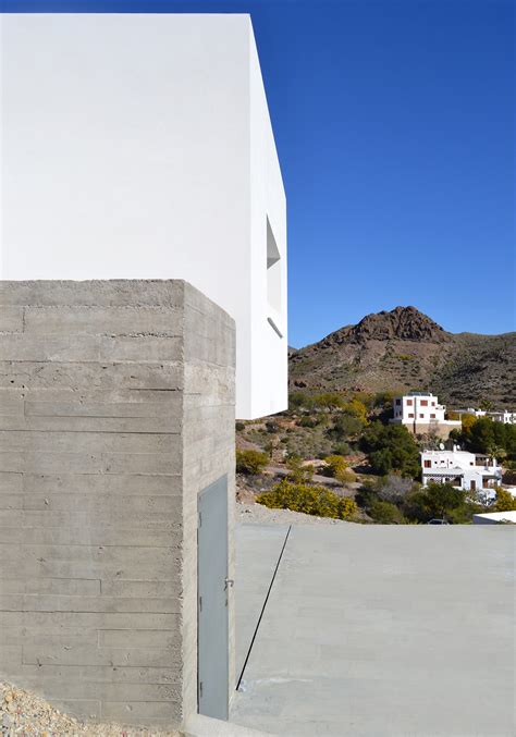 Gallarda House by José Francisco García Sánchez METALOCUS