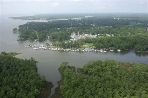 Deaton Yacht Service in Oriental, NC, United States - Marina Reviews - Phone Number - Marinas.com