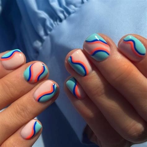 40 Cute Short Nail Designs For 2022 — Wiggle Line Multi Color Nails