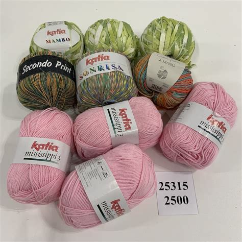 Распродажа пряжи в Трискеле: наборы по 2500 рублей