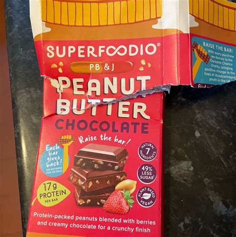 Superfoodio Peanut Butter Chocolate Raiser Eith Berries Review Abillion