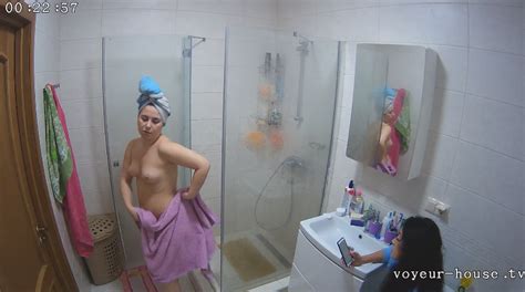 Watch Naked Girl Zoi Midnight Shower Oct Naked People With Mariya In Bedroom The Biggest