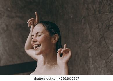 1 164 Nude Sing Images Stock Photos And Vectors Shutterstock