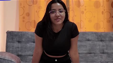 Mi Nueva Vecina Me Da La Bienvenida Al Vecindario XVIDEOS