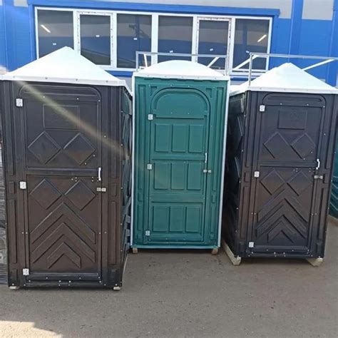 Уличный пластиковый туалет Эконом черная за 24450р. – туалетные и ...