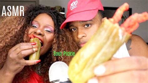 Tryingspicy Flamin Hot Pickles Asmr Eating Sounds Youtube