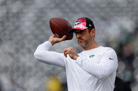 Jets’ Aaron Rodgers’ girlfriend, ‘grateful for my borrowed decade