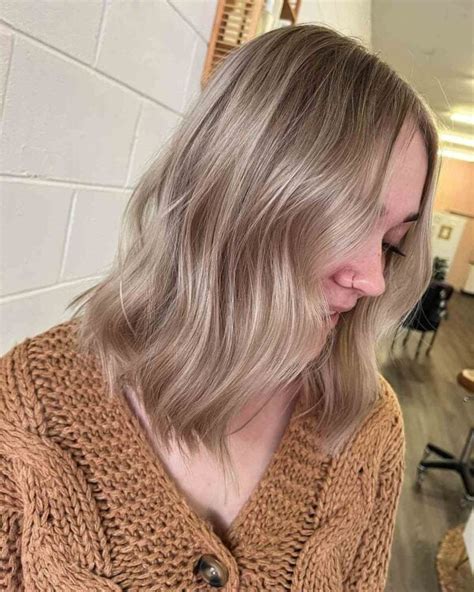 Dishwater Blonde Hair Colors You Ll Want To Show Your Hair Colorist