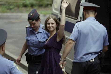 Rebelky z Pussy Riot oľutovali urážku pravoslávnej cirkvi SITA sk