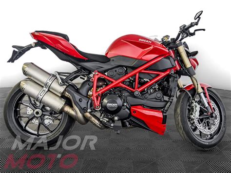 Купить б у Ducati Streetfighter инжектор 6 передач в Красногорске красный naked bike 2015 года