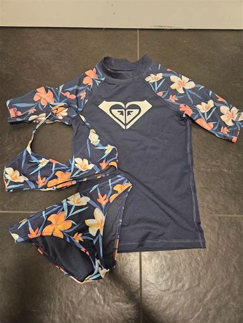 Roxy Bikini inkl Badeoberteil Neu für 10Jährige Neu gemäss Beschreibung in Wangen ZH für CHF