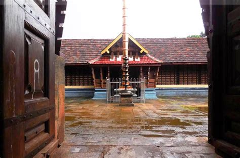 Karimpuzha Sree Ramaswamy Temple Kerala Info Timings Photos History