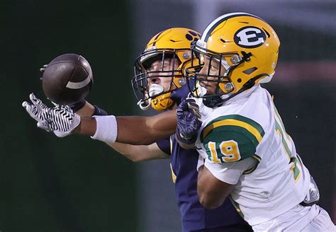 St Edward Vs St Ignatius Football Eagles Stretch Win Streak Over