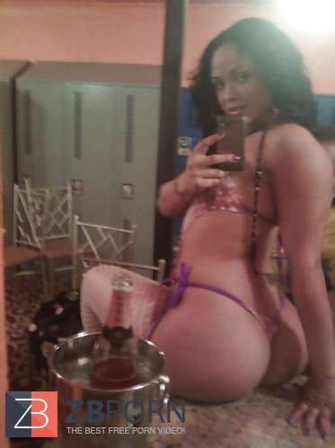 Bonne Fesse Highly Adorable Bootie ZB Porn