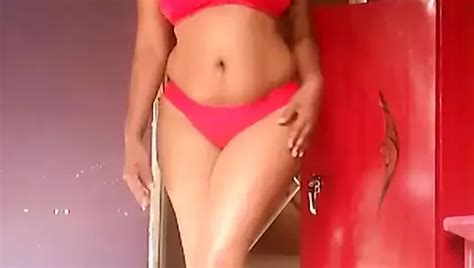 MadamNilu Ass Exposed XHamster