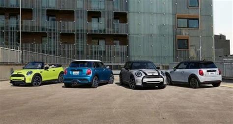 What Are the MINI Cooper Colors? | Motorwerks MINI