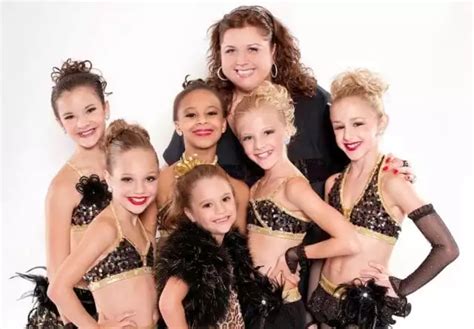 Dance Moms Cast Trivia Info And How To Watch It Online For Free