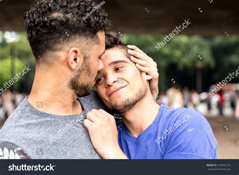 3 187 imágenes de Gay teenager Imágenes fotos y vectores de stock Shutterstock