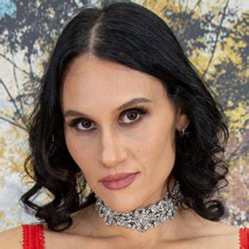 Kell Fire Babe Page Watch This Pornstar On FreeOnes