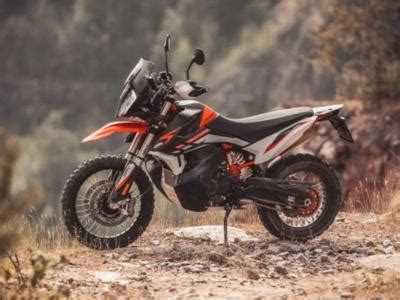 KTM 890 Adventure R Unveiled Check Full Specifications