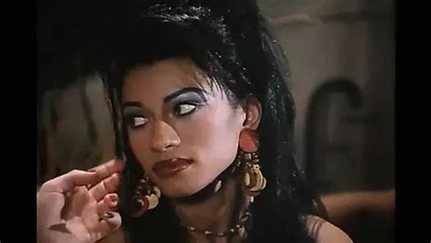 Tv L Alcova Dei Piaceri Proibiti Episode Vintage Porn Feat Julia Channel Xhamster